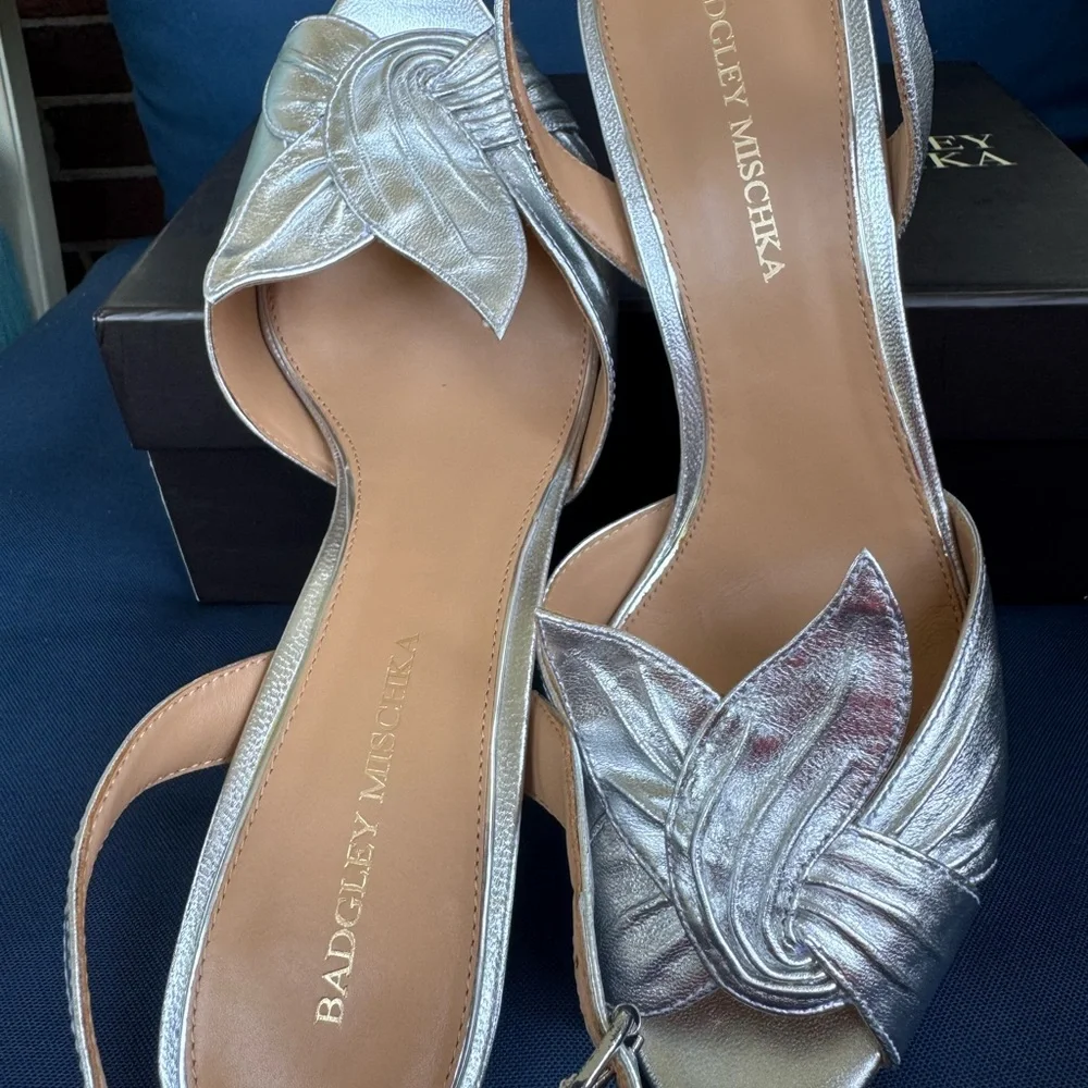 BADGLEY MISCHKA TAFFY SILLEA HEELS